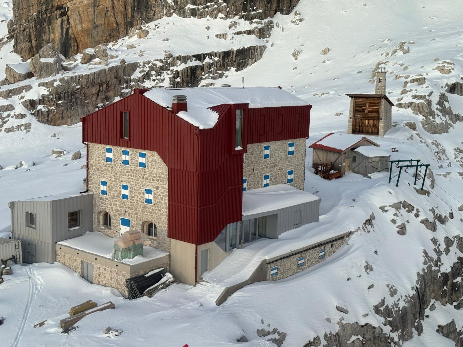 Rifugio Tosa Pedrotti nelle Dolomiti di Brenta